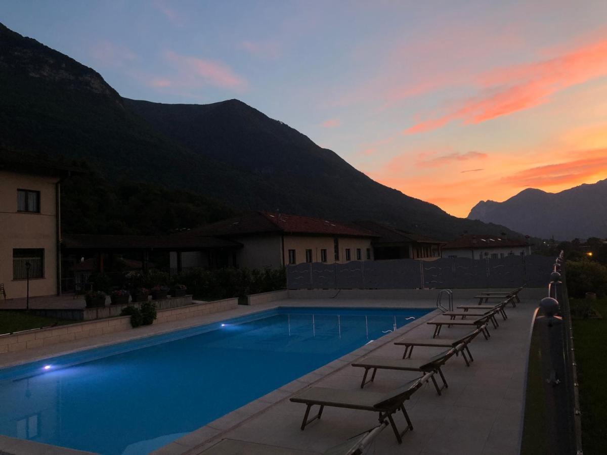 Hotel Merloni Grandola ed Uniti ภายนอก รูปภาพ