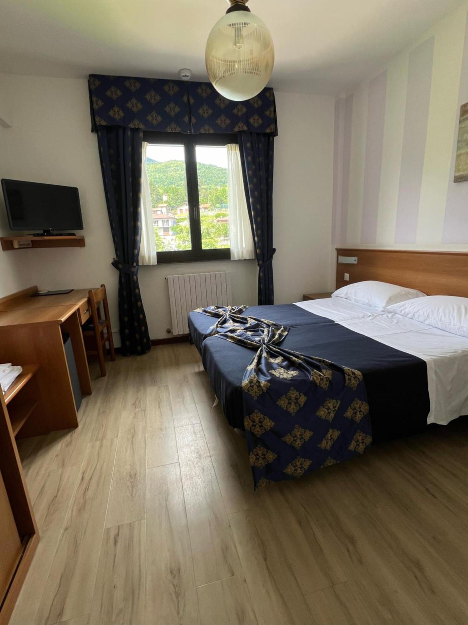 Hotel Merloni Grandola ed Uniti ภายนอก รูปภาพ