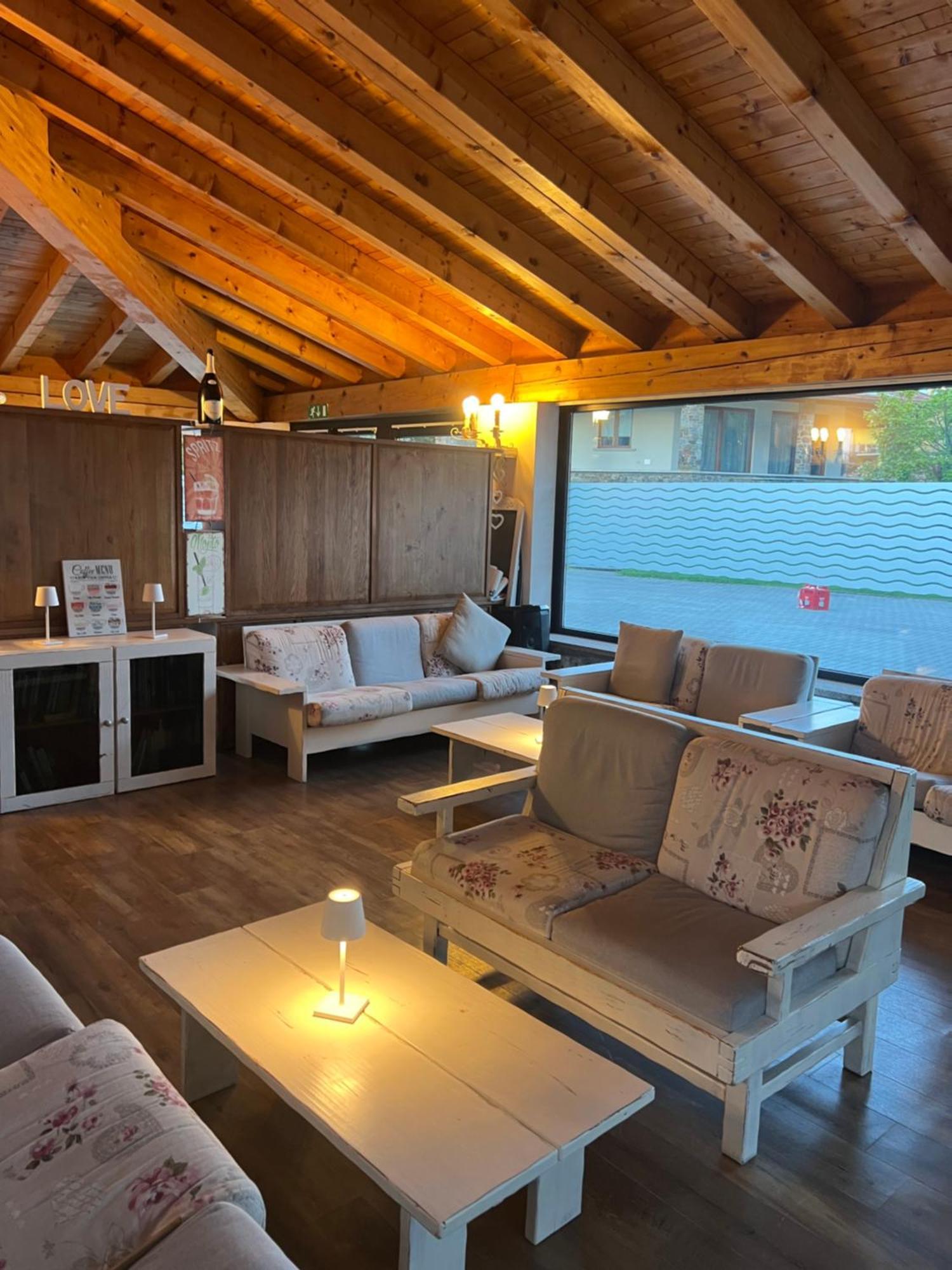 Hotel Merloni Grandola ed Uniti ภายนอก รูปภาพ