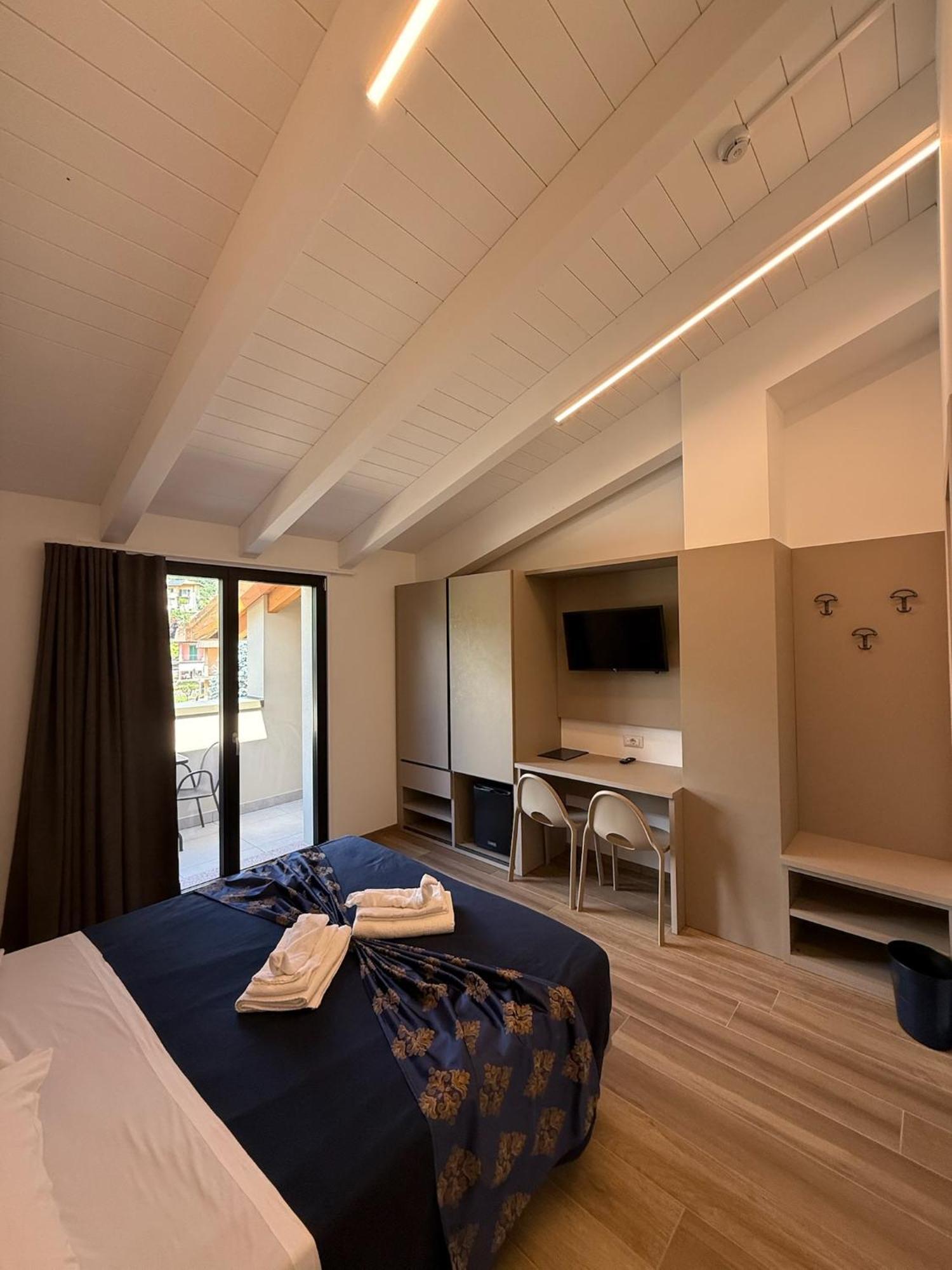 Hotel Merloni Grandola ed Uniti ภายนอก รูปภาพ