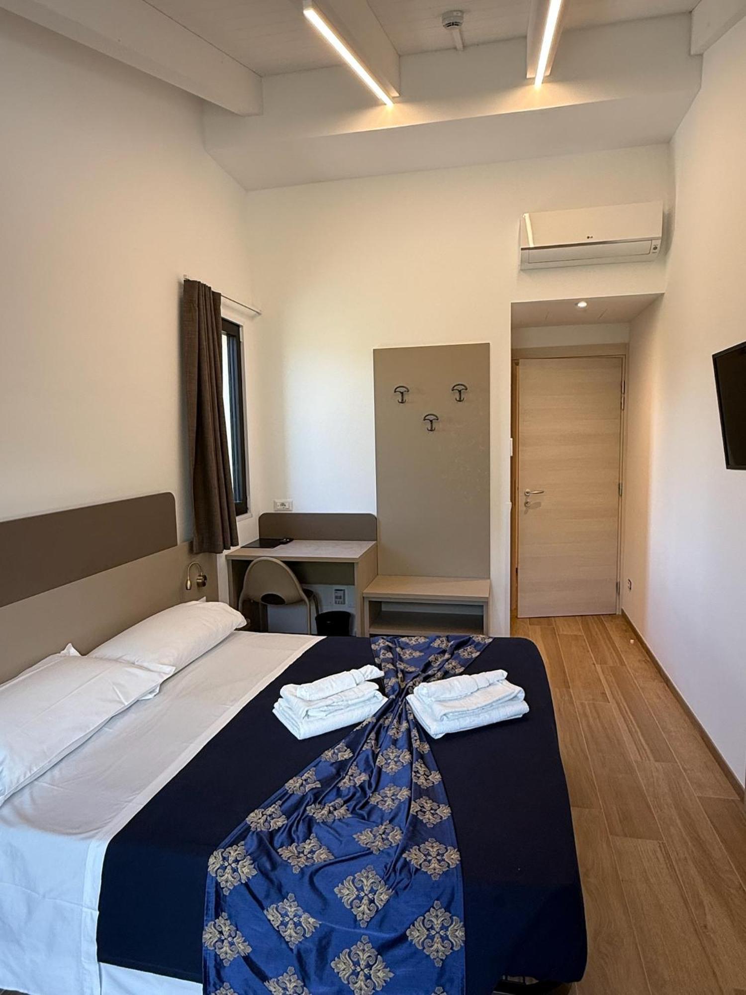 Hotel Merloni Grandola ed Uniti ภายนอก รูปภาพ