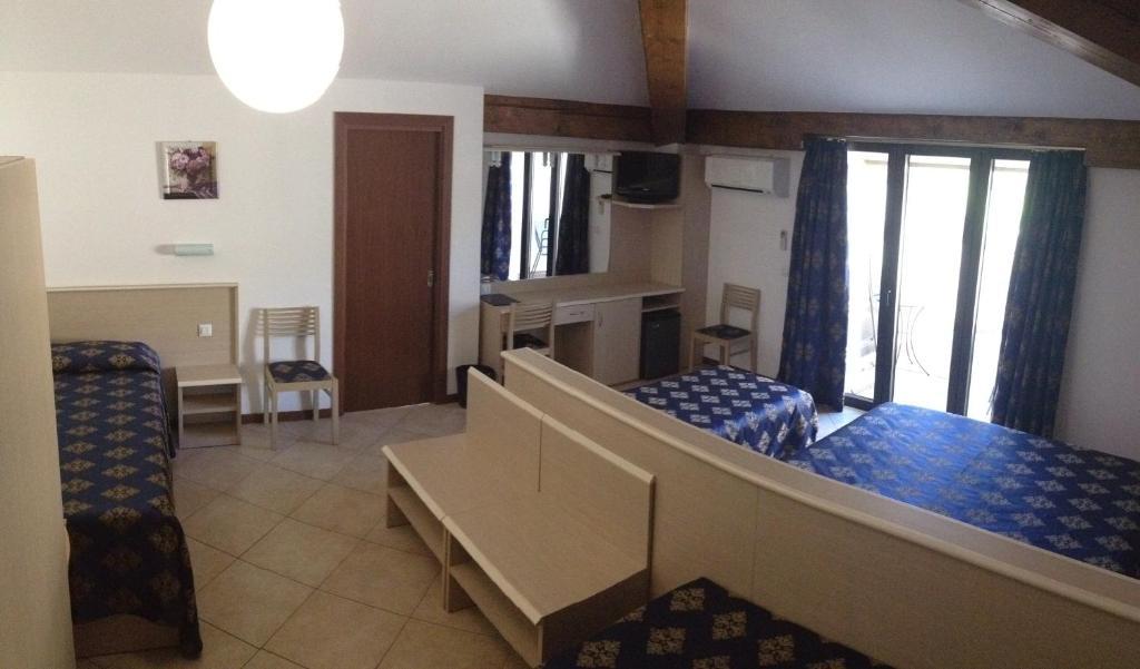 Hotel Merloni Grandola ed Uniti ห้อง รูปภาพ