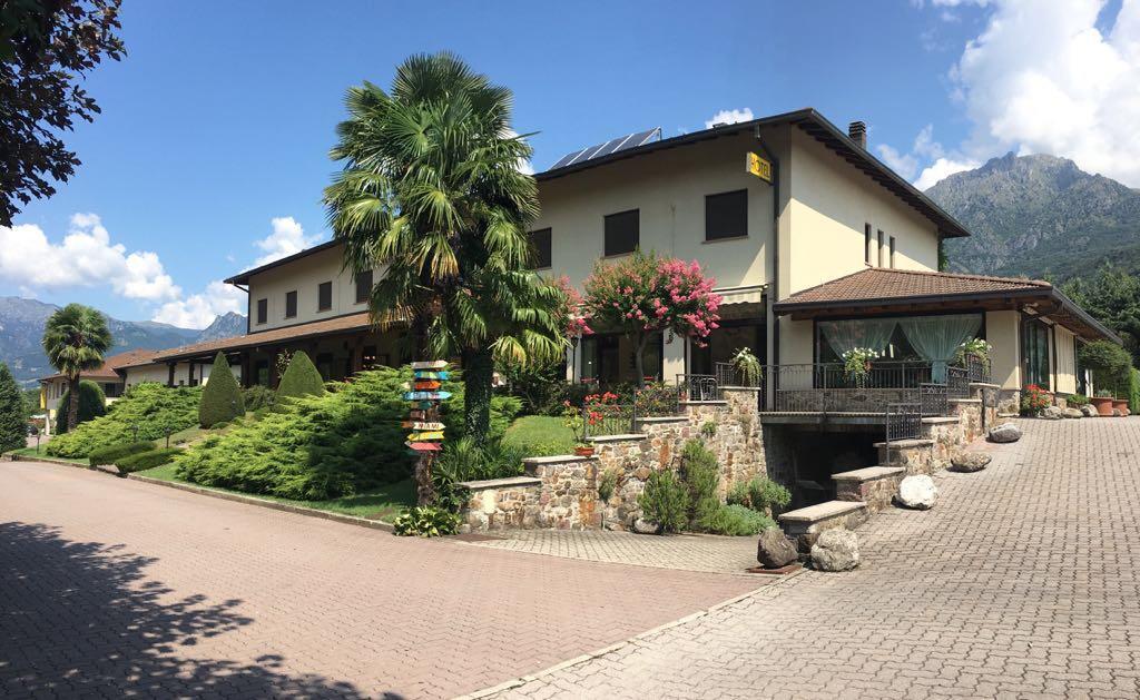 Hotel Merloni Grandola ed Uniti ภายนอก รูปภาพ